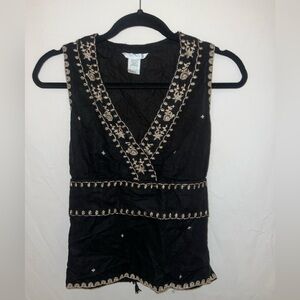 Boho-Inspired Tank with Embroidered Detailing